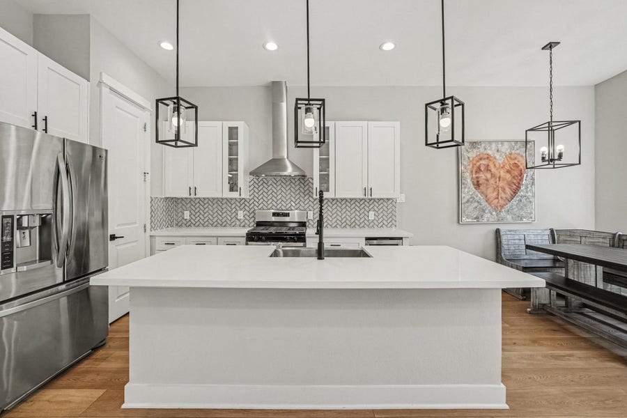 Property photo for 825 Woodcrest Drive, Houston, TX