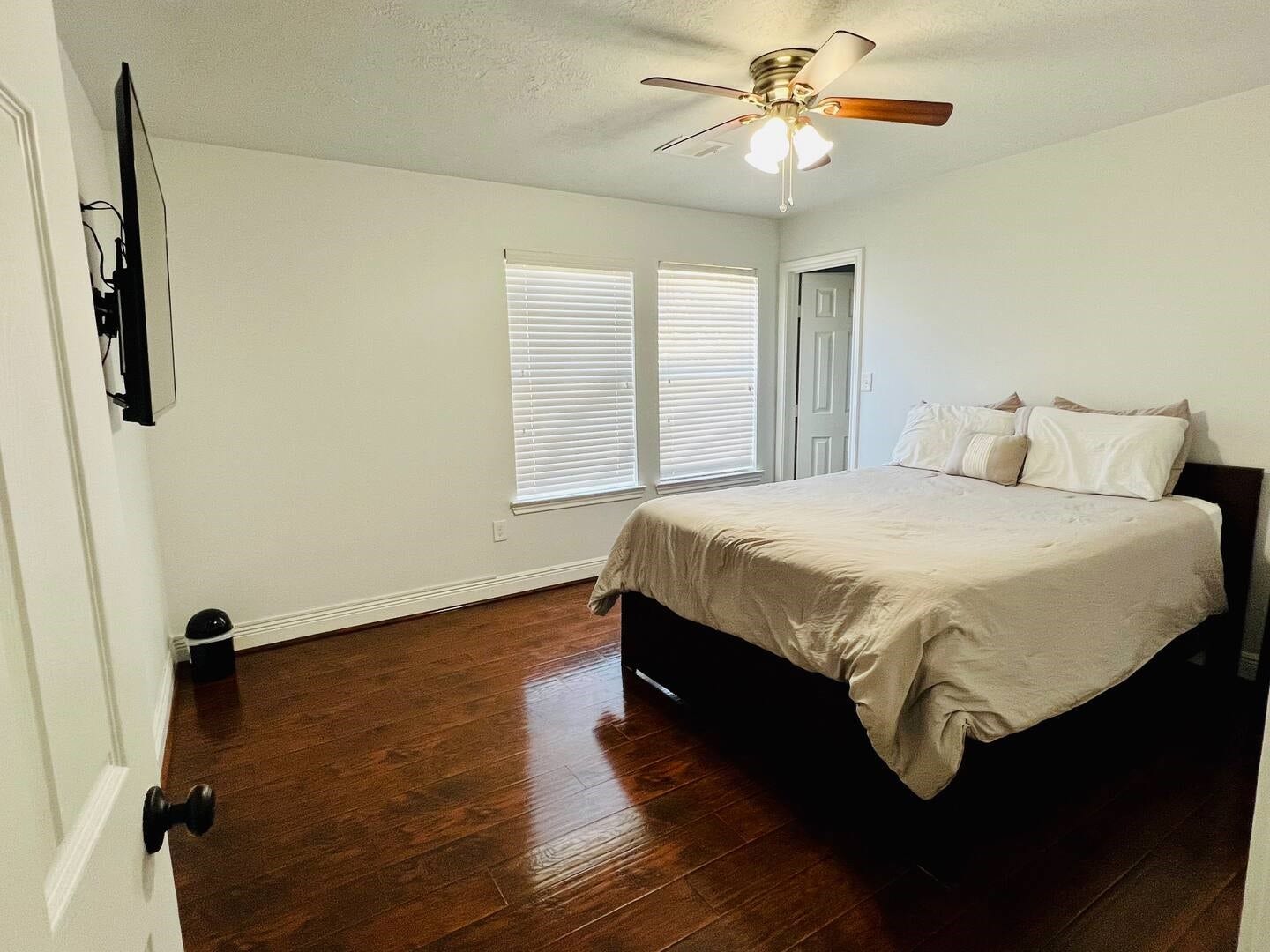 3616 Elysian Street, Houston, TX 77009