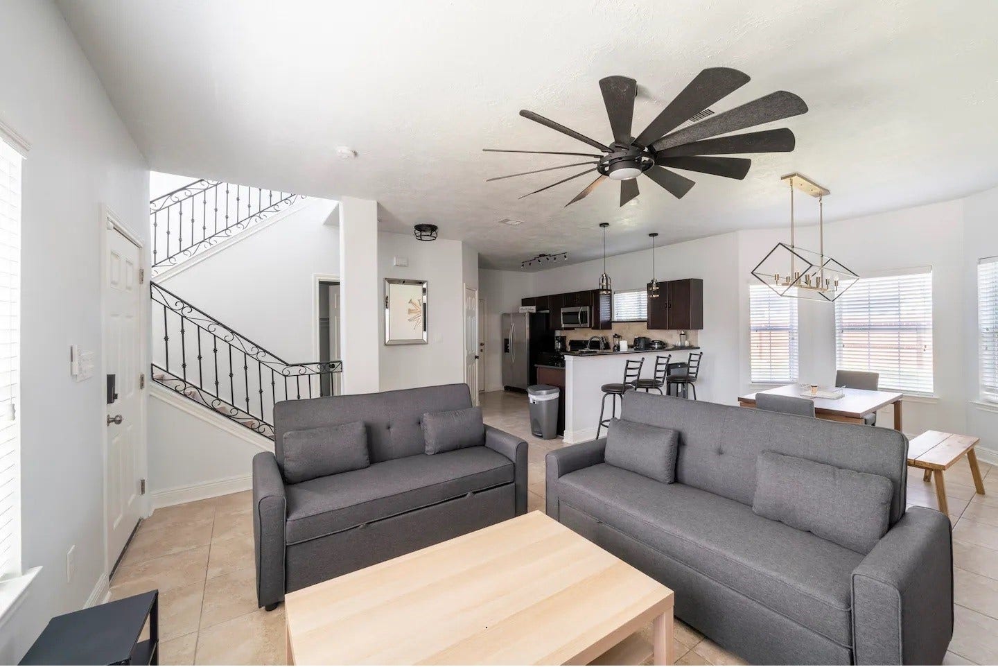 3616 Elysian Street, Houston, TX 77009