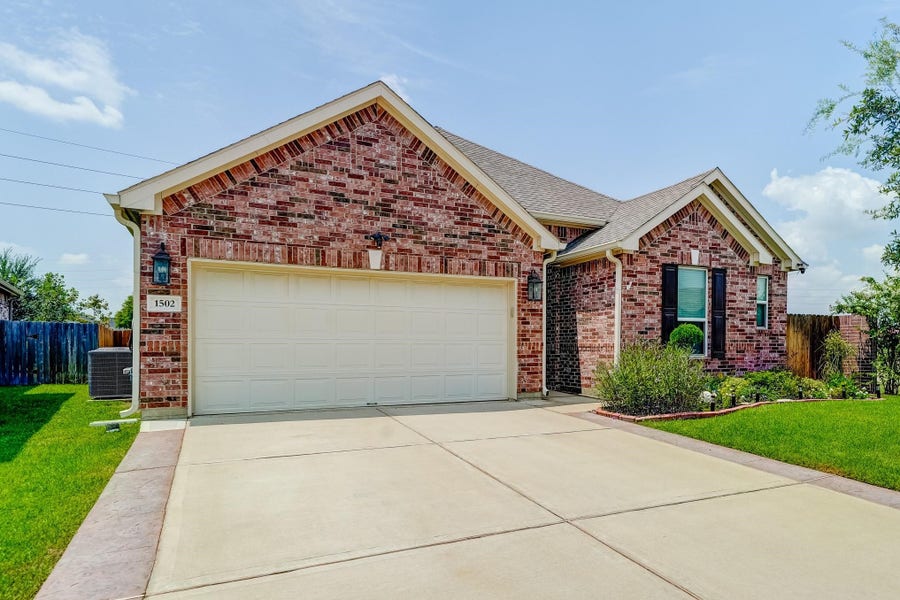Property photo for 1502 Wheatley Hill Lane, Katy, TX