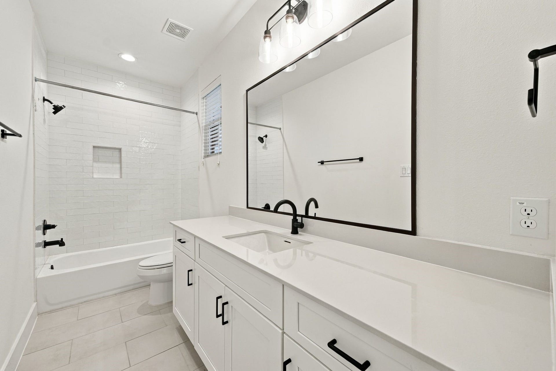 1817 Prospect Street, #C, Houston, TX 77004 1817 Prospect Street, #C, Houston, TX 77004