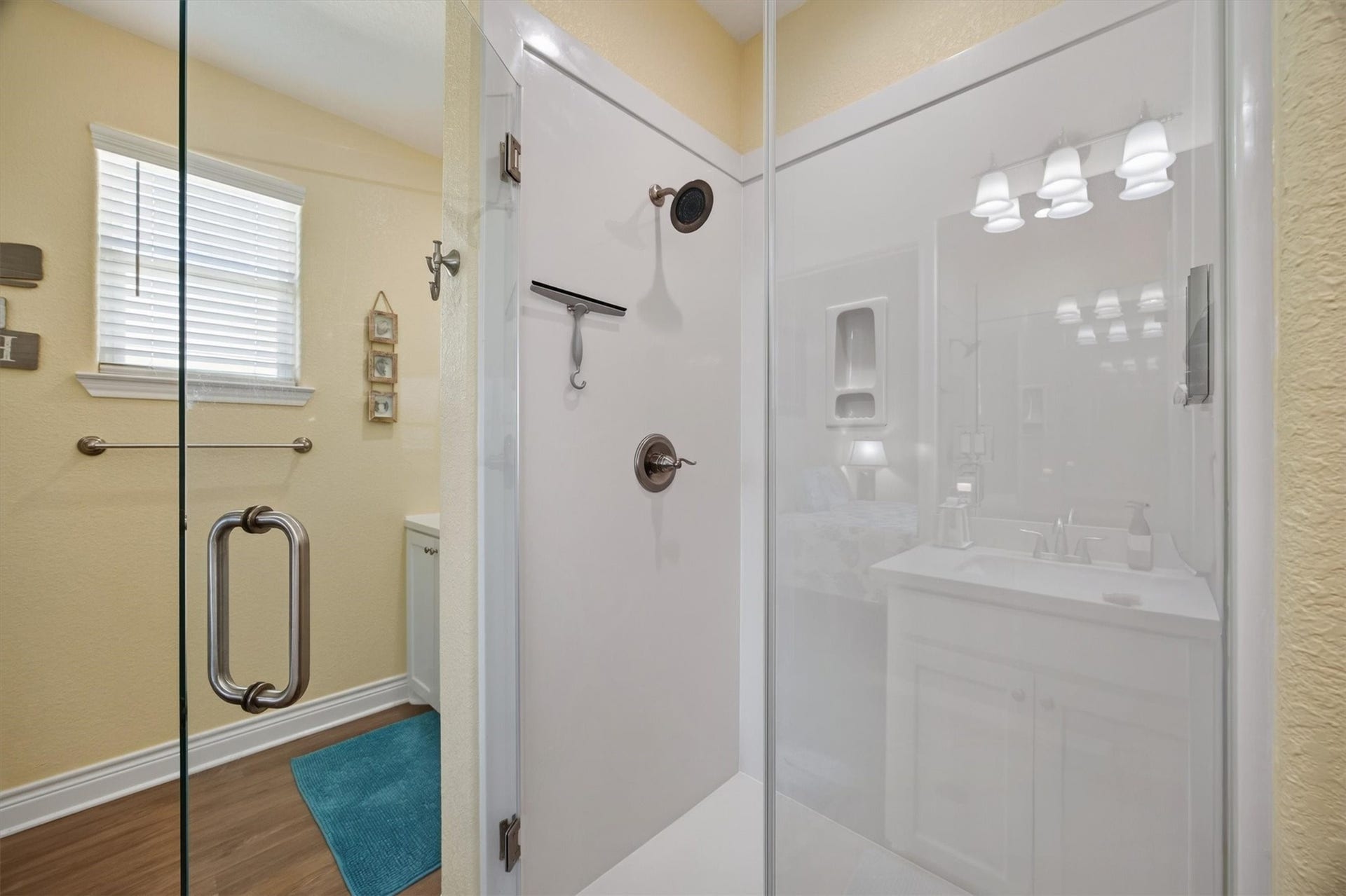 4022 Fort Bend Drive, Galveston, TX 77554 4022 Fort Bend Drive, Galveston, TX 77554