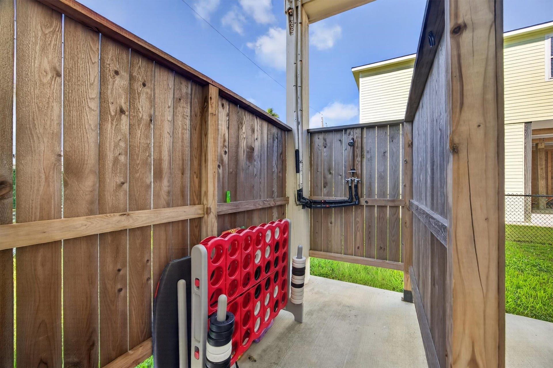 4022 Fort Bend Drive, Galveston, TX 77554 4022 Fort Bend Drive, Galveston, TX 77554