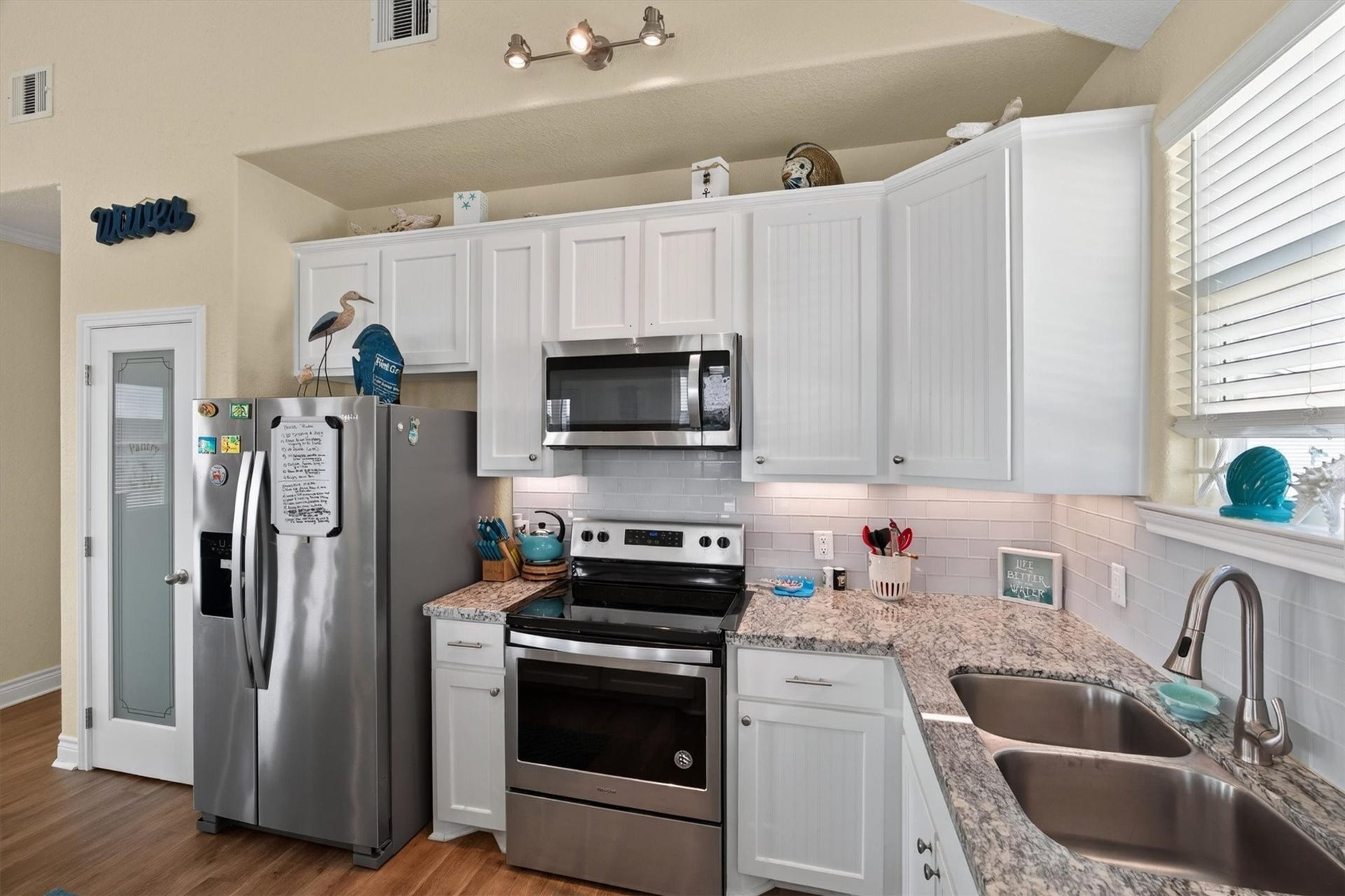 4022 Fort Bend Drive, Galveston, TX 77554 4022 Fort Bend Drive, Galveston, TX 77554