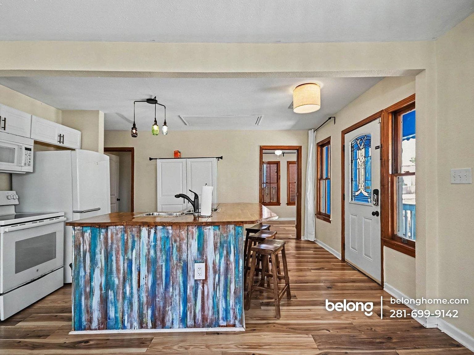 2907 Avenue M 1/2, Galveston, TX 77550 2907 Avenue M 1/2, Galveston, TX 77550