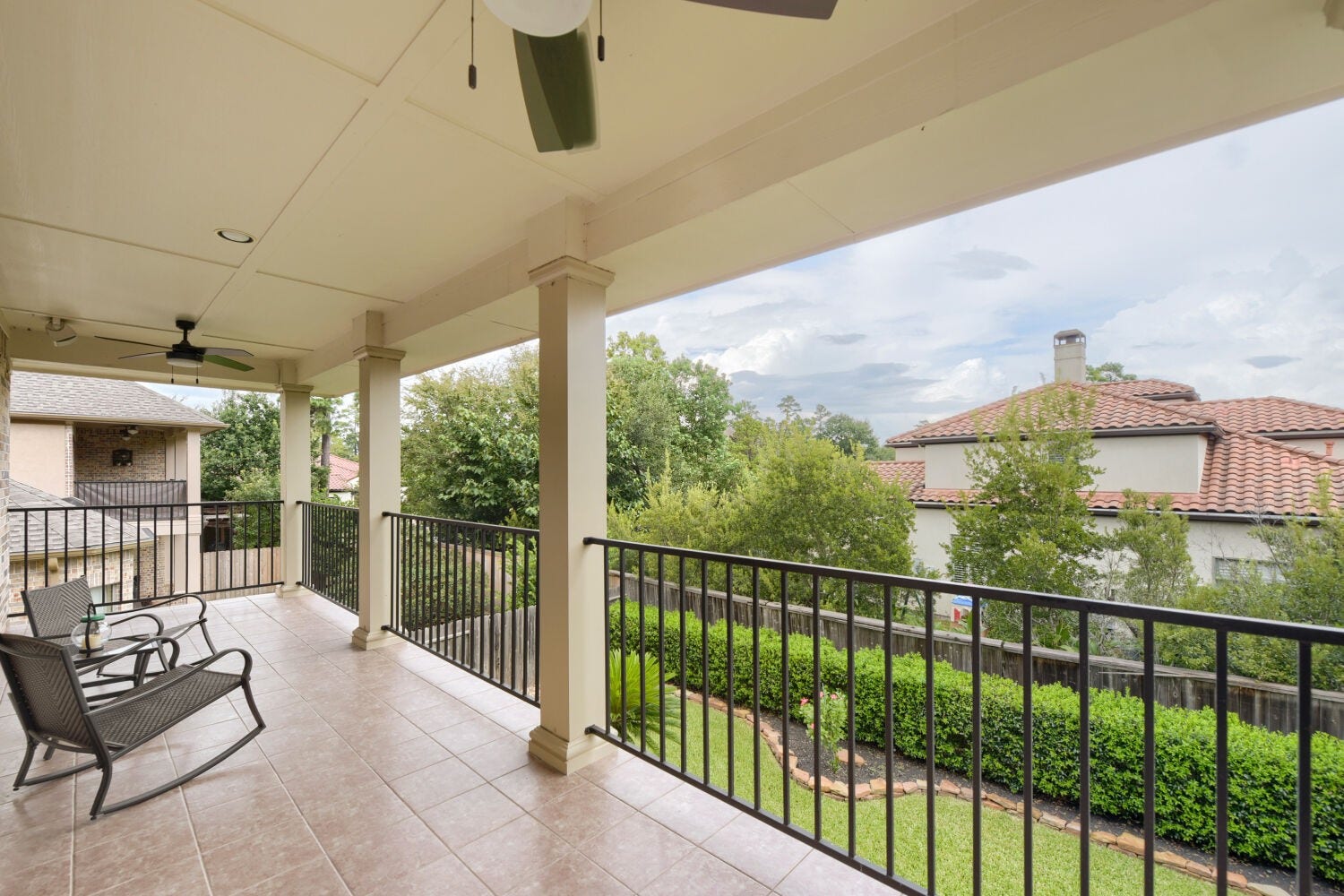 14 Knights Crossing Drive, The Woodlands, TX 77382 Balcony, off of the primary suite