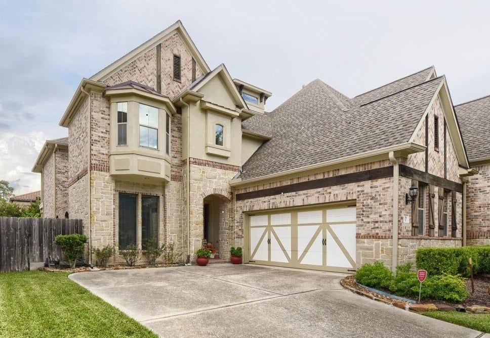 14 Knights Crossing Drive, The Woodlands, TX 77382 Front View