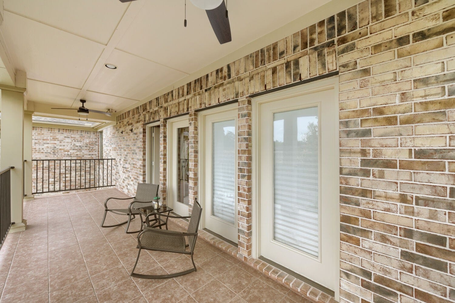 14 Knights Crossing Drive, The Woodlands, TX 77382 Balcony