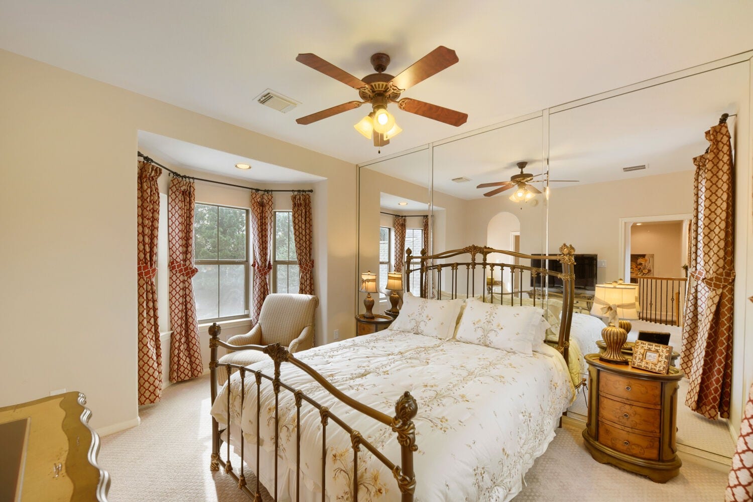 14 Knights Crossing Drive, The Woodlands, TX 77382 Secondary bedroom #2