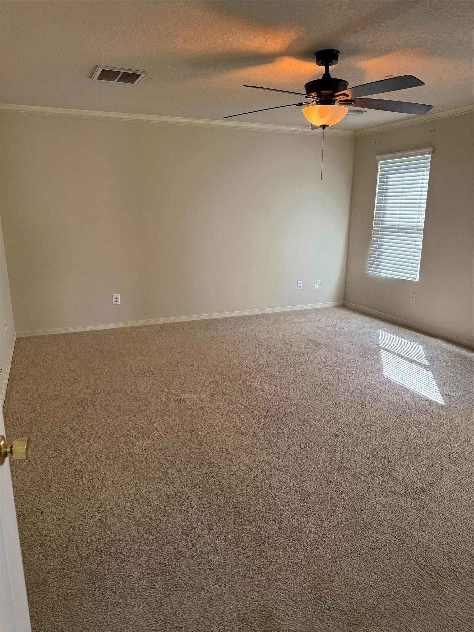 1330 Reedpoint Drive, Houston, TX 77090 Primary Bedroom