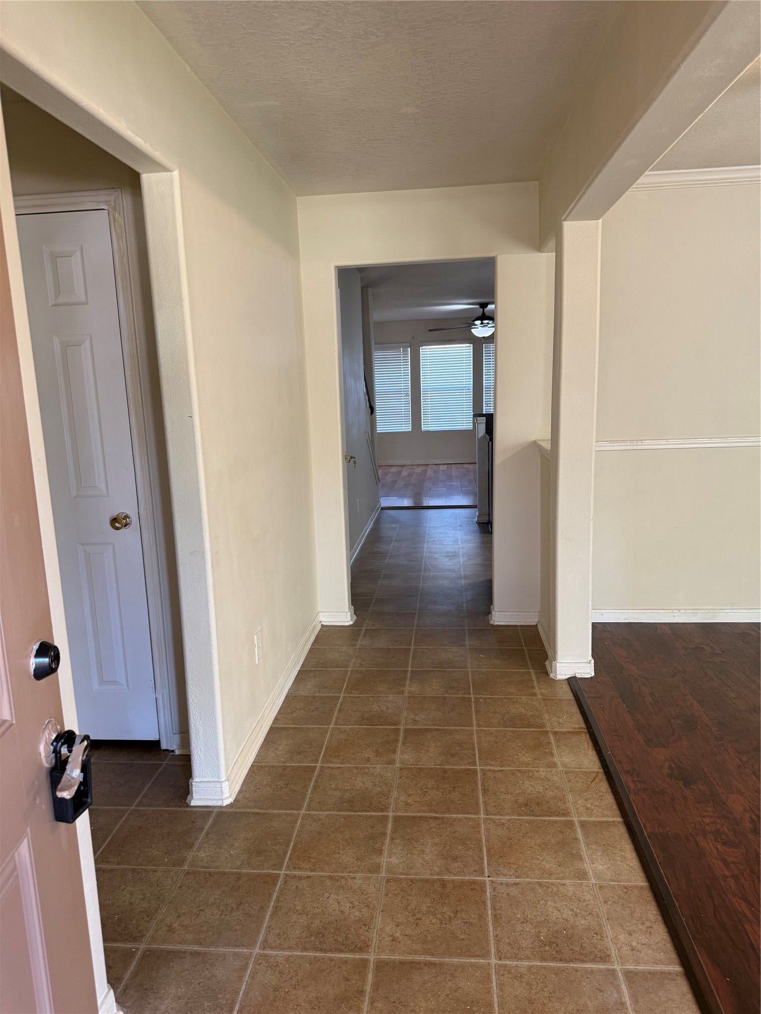 1330 Reedpoint Drive, Houston, TX 77090 Front Entrance