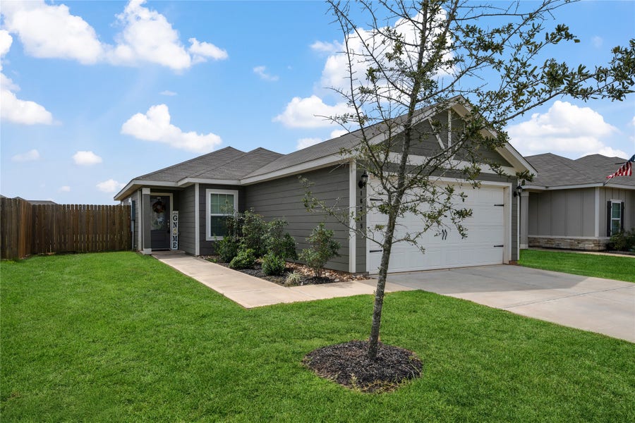 Property photo for 16318 Sweet Grove Drive, Conroe, TX