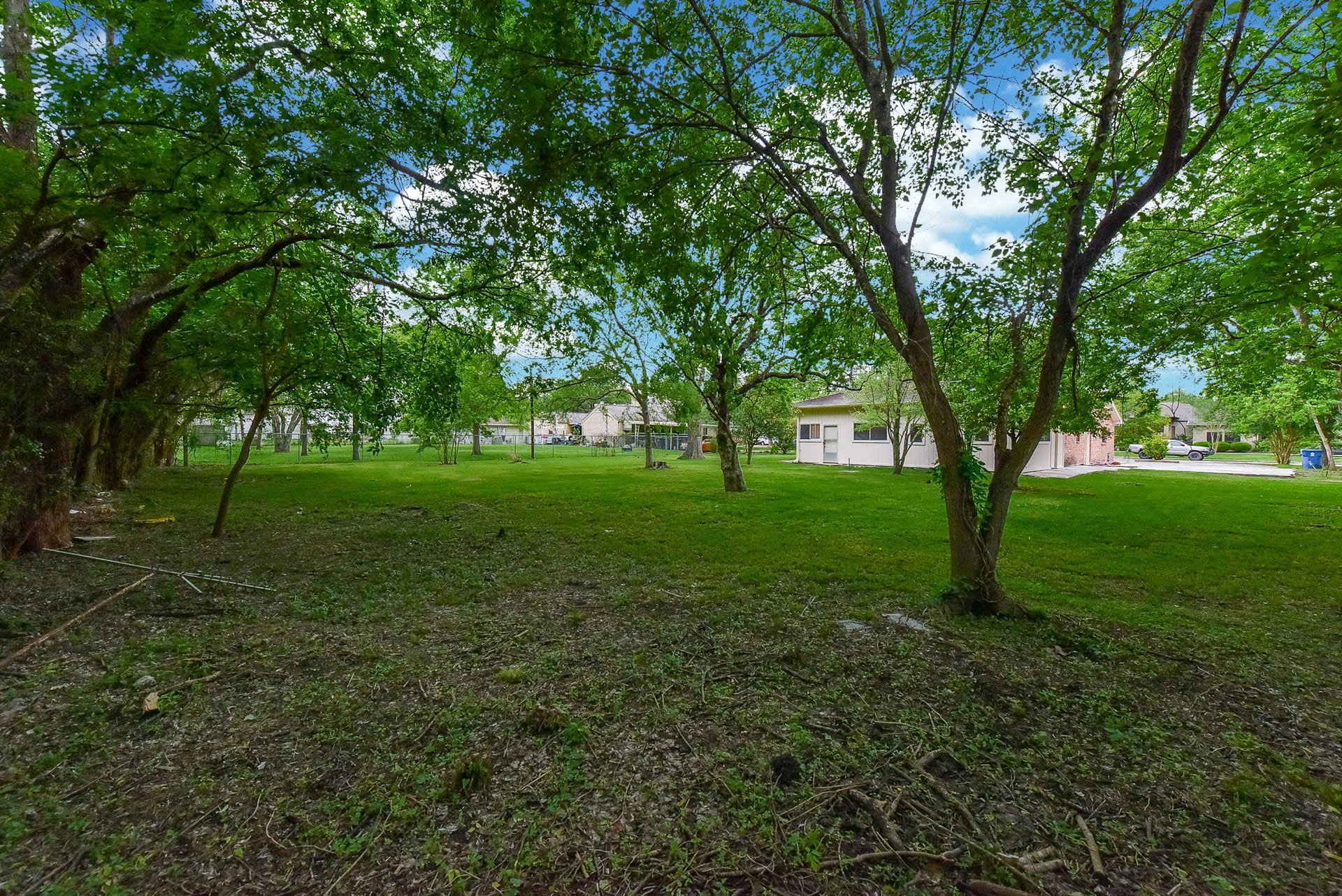 18610 Anne Drive, Webster, TX 77058 18610 Anne Drive, Webster, TX 77058