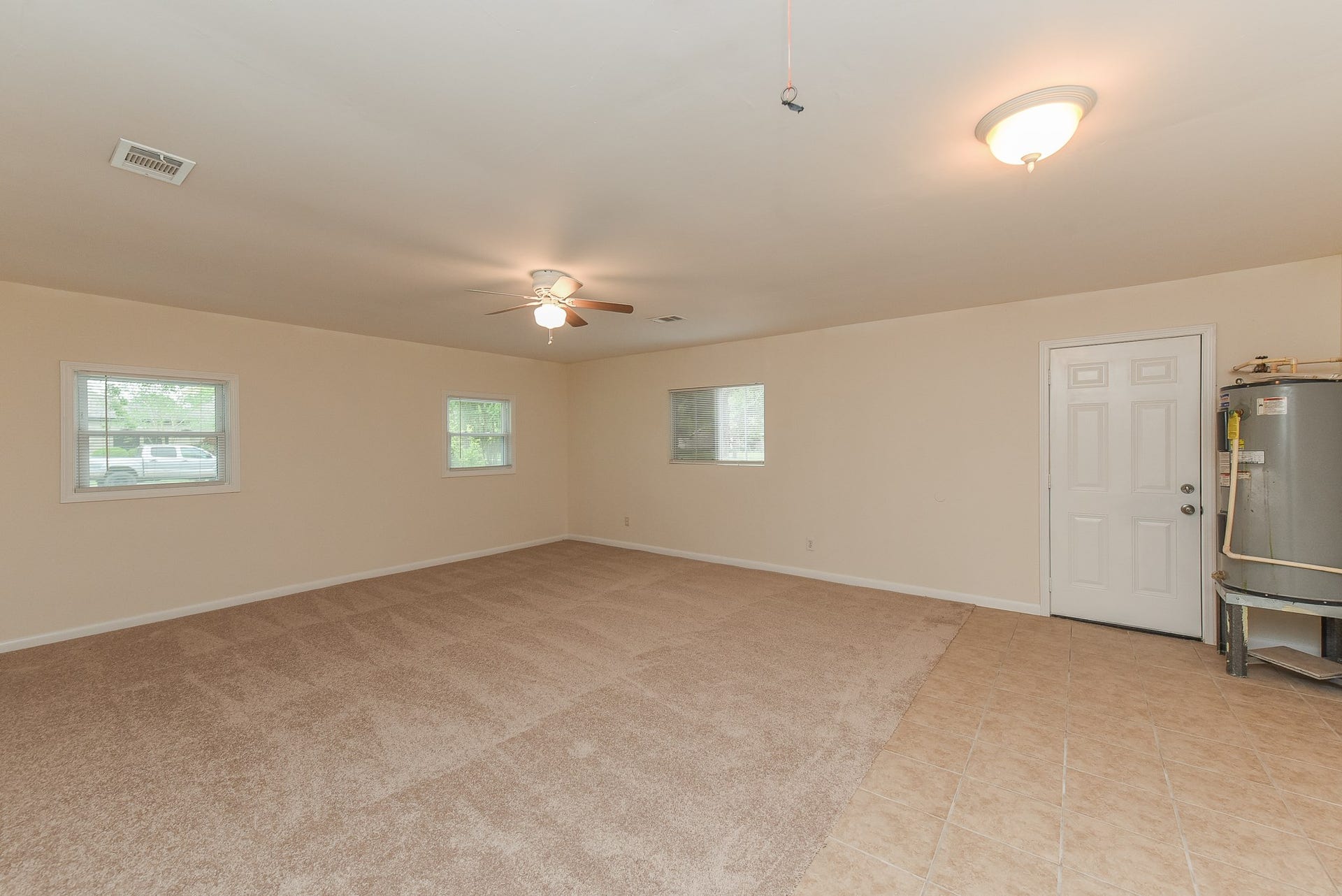 18610 Anne Drive, Webster, TX 77058 18610 Anne Drive, Webster, TX 77058