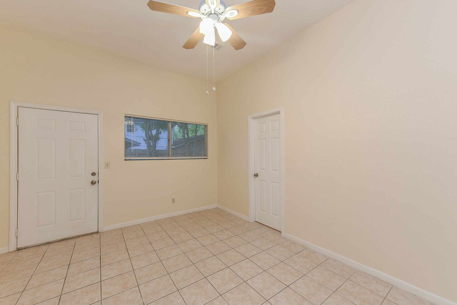 18610 Anne Drive, Webster, TX 77058 18610 Anne Drive, Webster, TX 77058