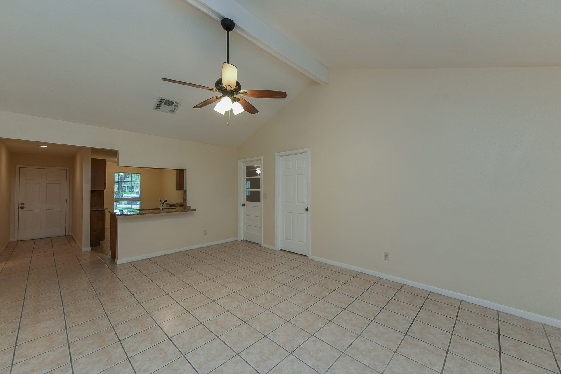 18610 Anne Drive, Webster, TX 77058 18610 Anne Drive, Webster, TX 77058