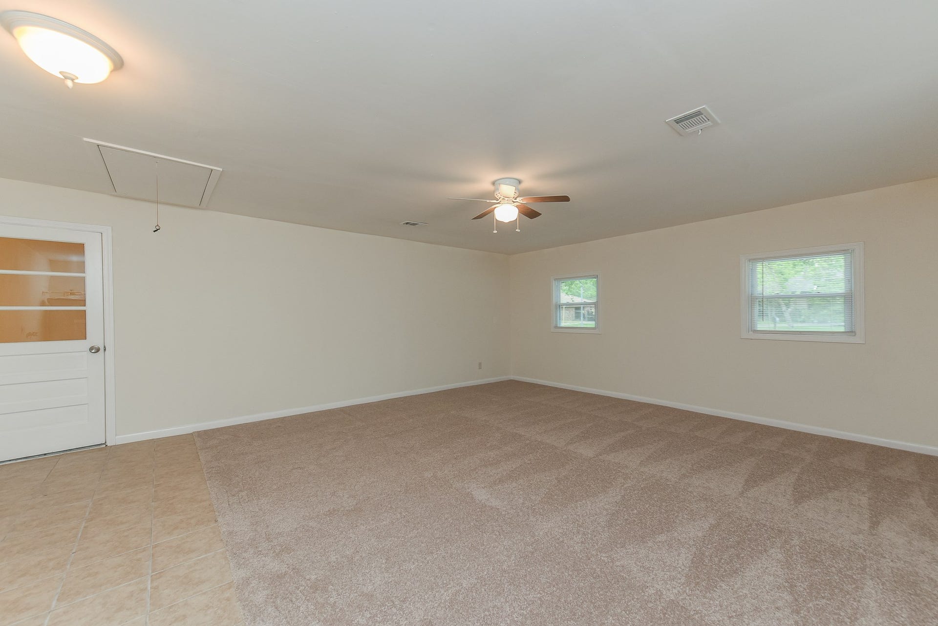 18610 Anne Drive, Webster, TX 77058 18610 Anne Drive, Webster, TX 77058