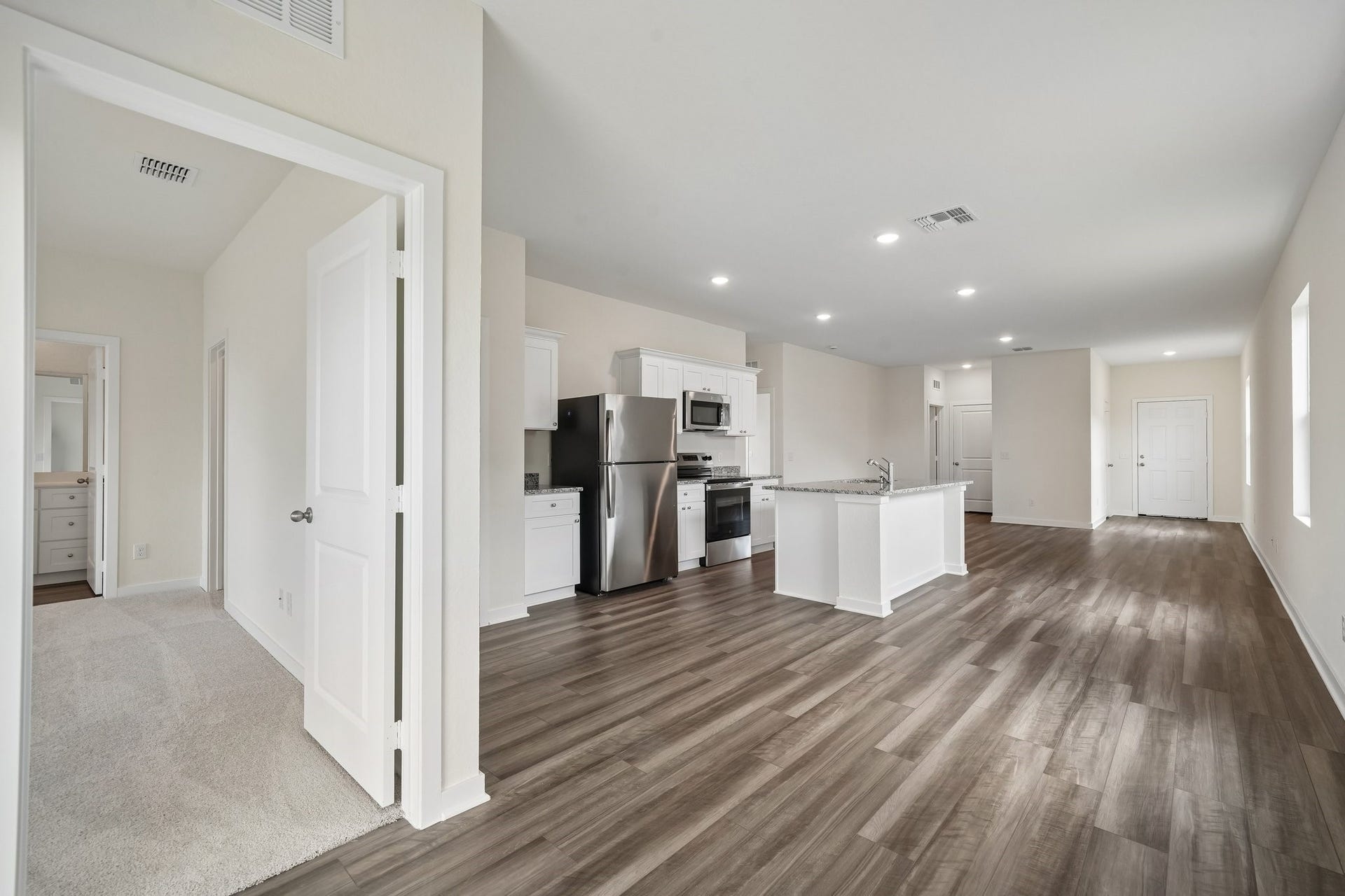 5951 Mercer Street, Conroe, TX 77303