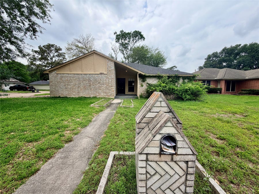 Property photo for 15811 Nutcracker Court, Humble, TX