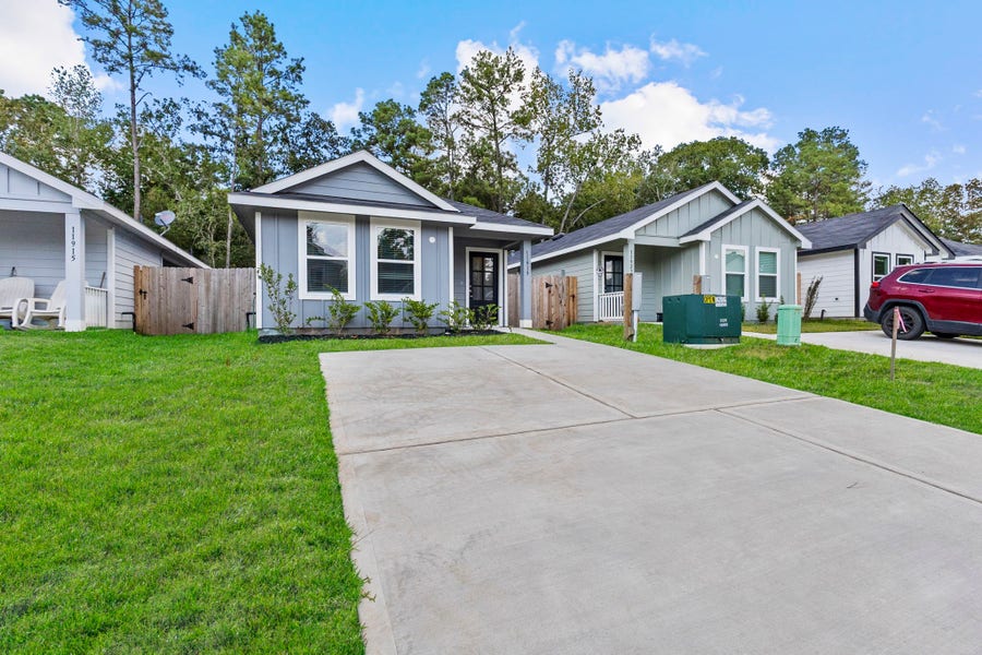 Property photo for 11919 Detar Court, Willis, TX