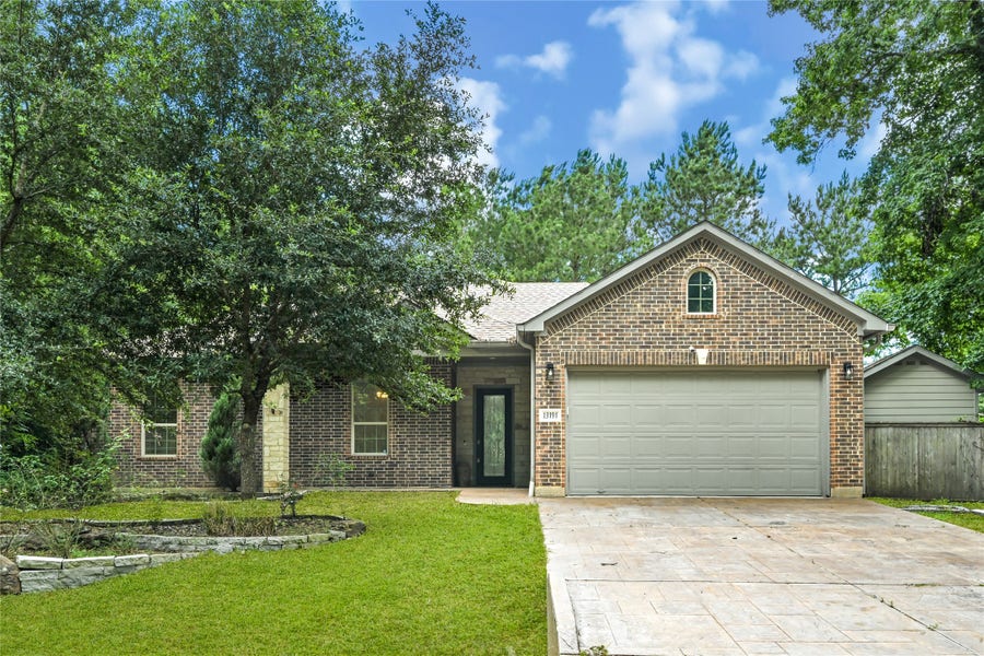 Property photo for 13191 Royal Lake Drive, Conroe, TX