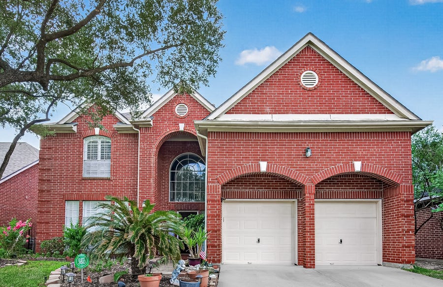 Property photo for 11811 Sunset Lake Court, Houston, TX