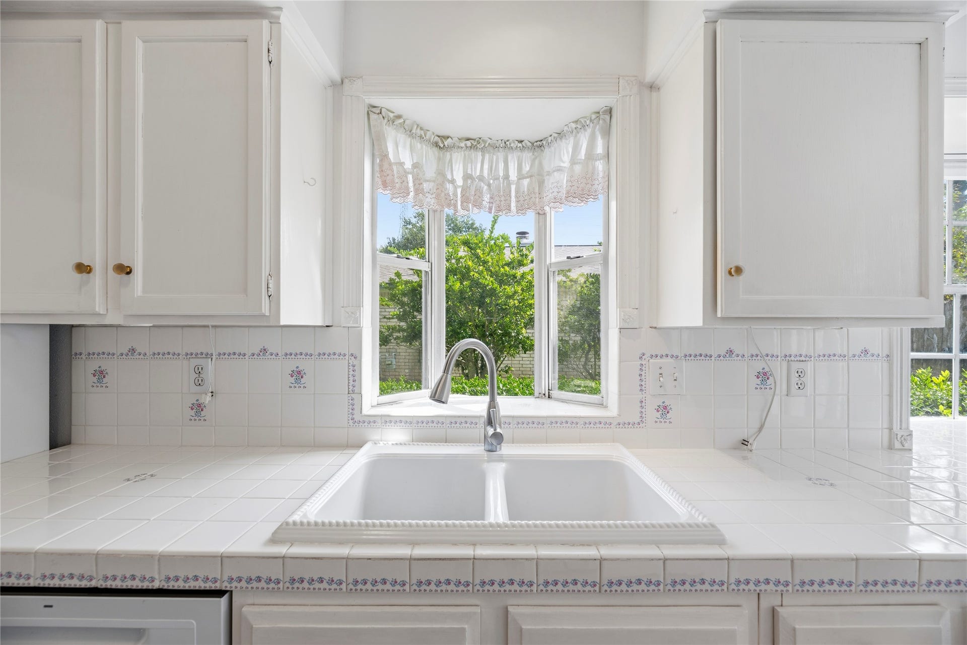 3906 Green Fields Drive, Sugar Land, TX 77479 3906 Green Fields Drive, Sugar Land, TX 77479