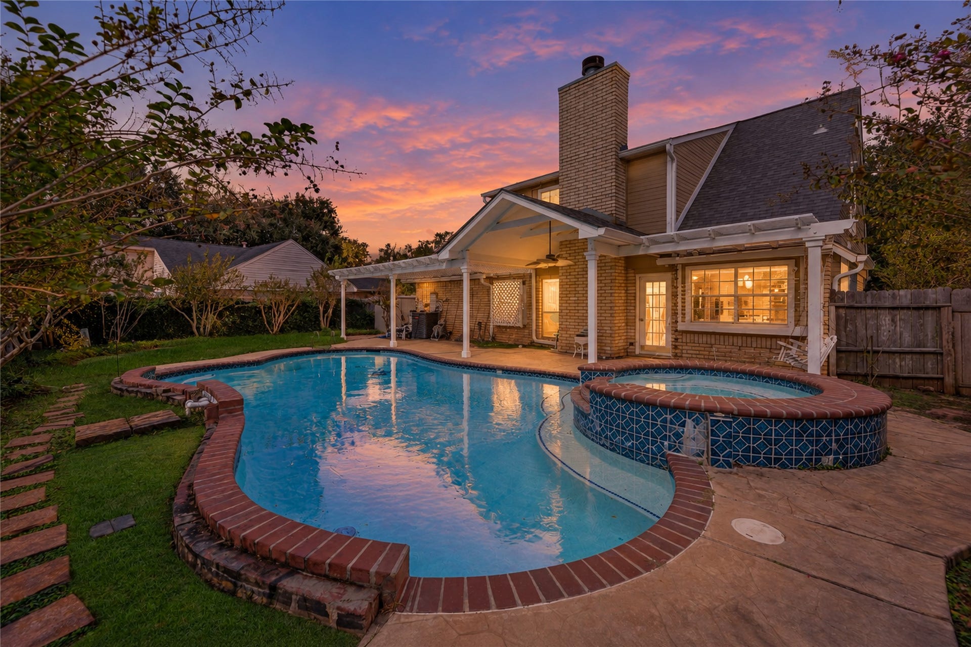 3906 Green Fields Drive, Sugar Land, TX 77479 Surprise! Your very own sparkling pool and spa.