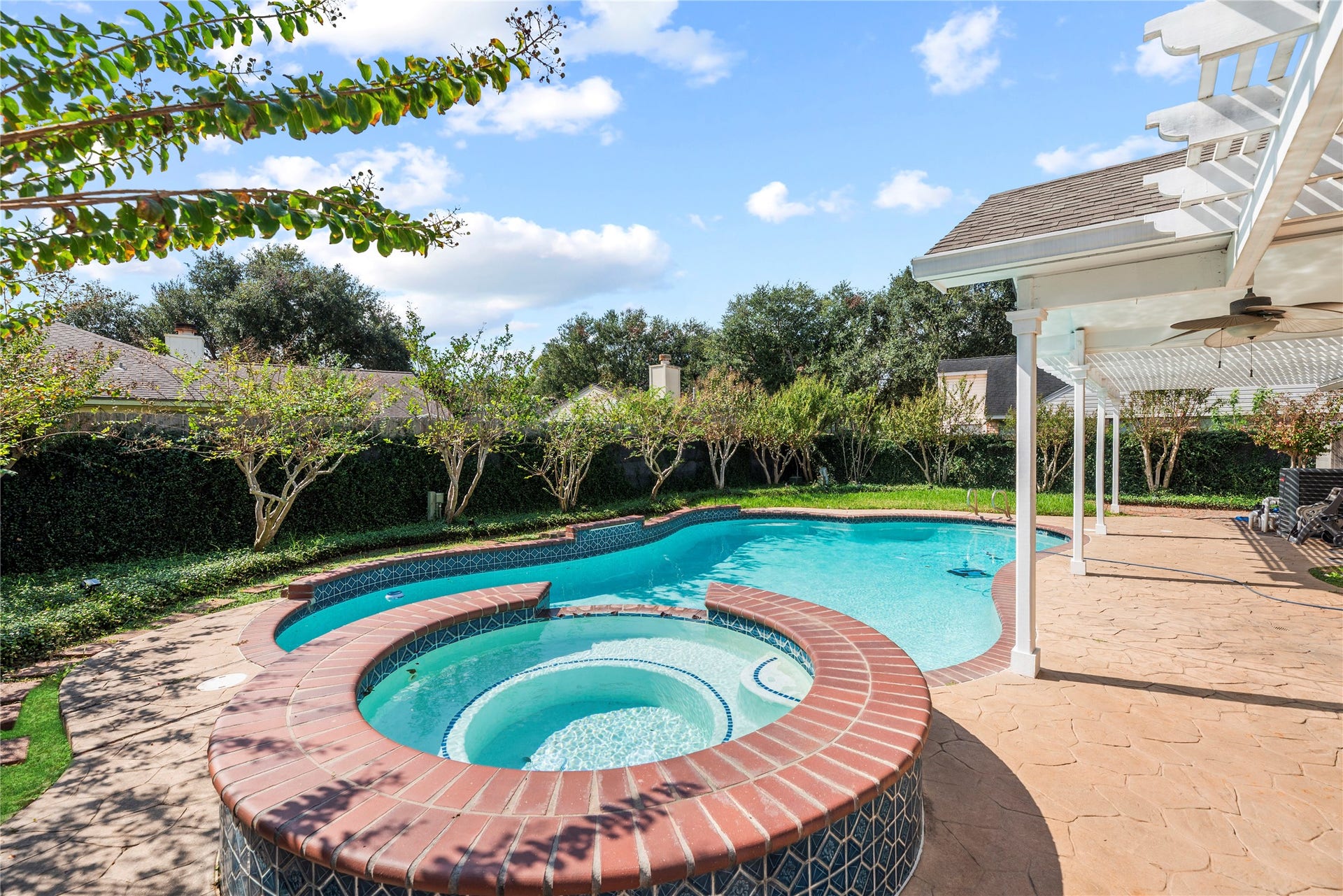 3906 Green Fields Drive, Sugar Land, TX 77479 3906 Green Fields Drive, Sugar Land, TX 77479