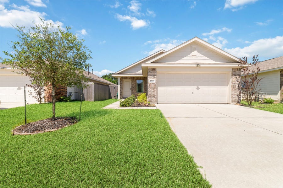Property photo for 17935 Becker Landing Drive, Hockley, TX