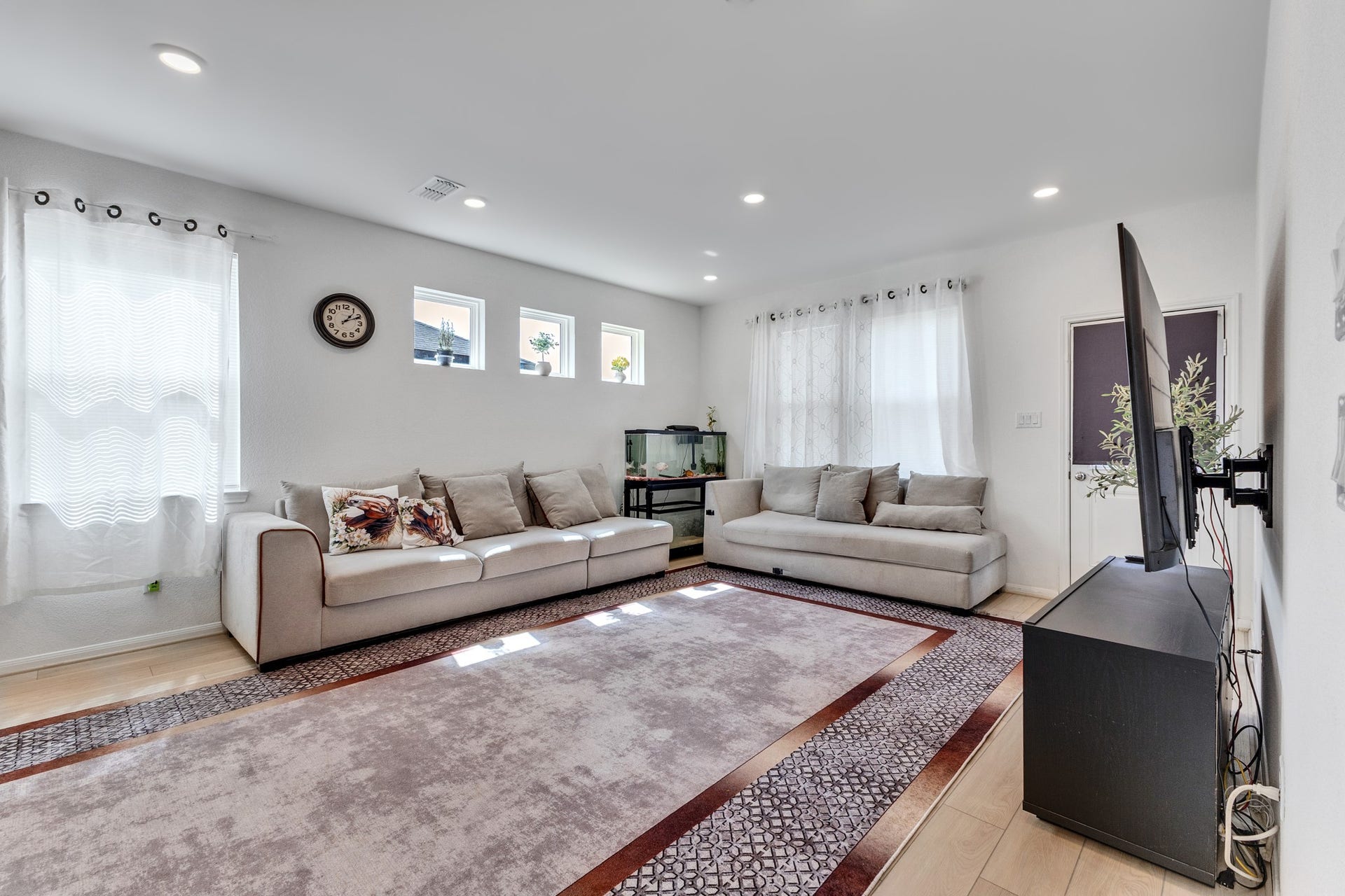 1723 Greendale Drive, Missouri City, TX 77489 1723 Greendale Drive, Missouri City, TX 77489