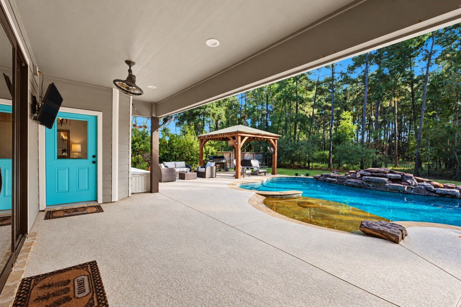 11111 Indian Trails Drive, Tomball, TX 77375 11111 Indian Trails Drive, Tomball, TX 77375