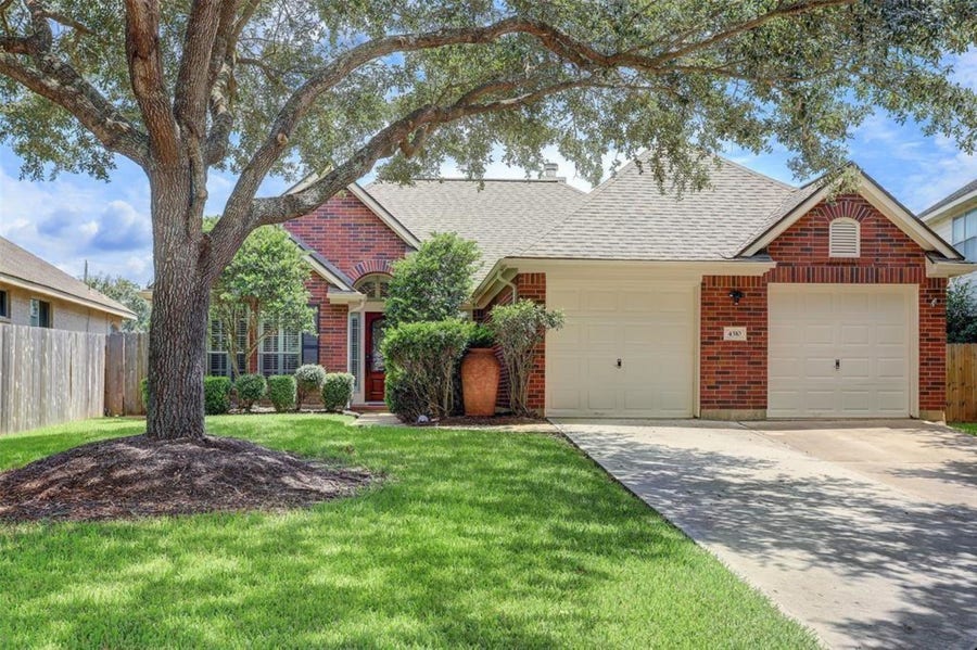 Property photo for 4310 Innsbrook, Sugar Land, TX