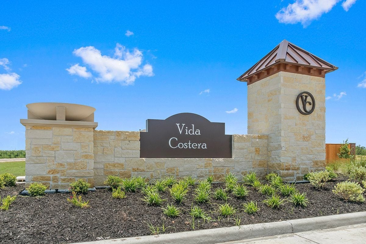 1820 Becaccino Trail, Texas City, TX 77591 Vida Costera is a community in Texas City, TX and zoned to Dickinson ISD.