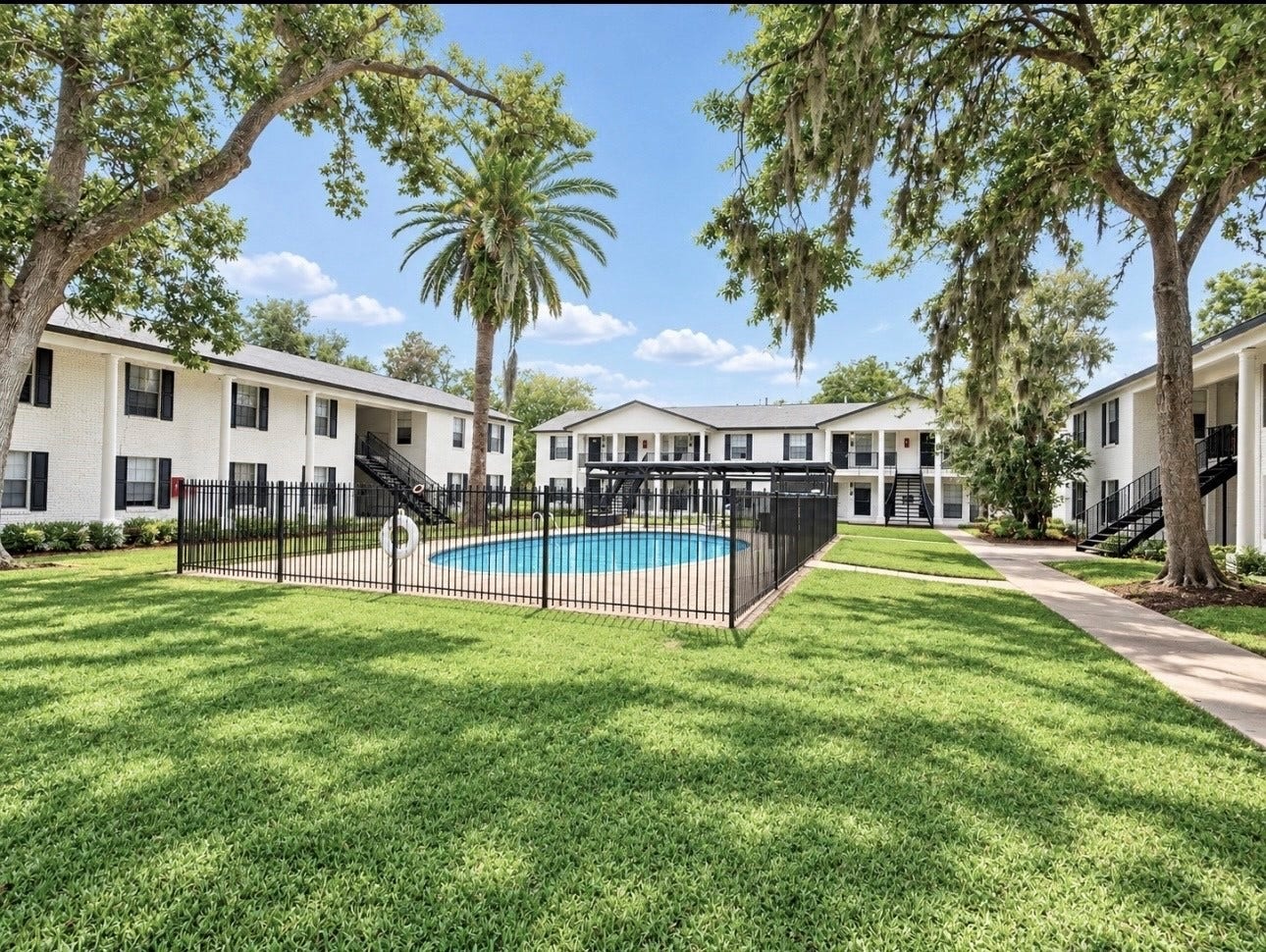 500 Willow Drive, #C6, Lake Jackson, TX 77566