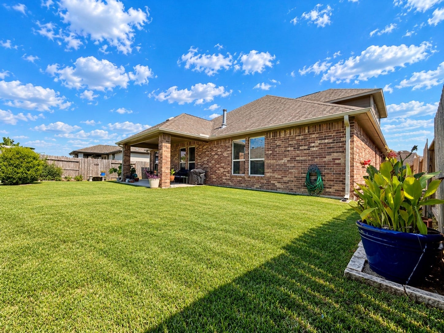 2285 Quiet Bluff Lane, League City, TX 77573 2285 Quiet Bluff Lane, League City, TX 77573