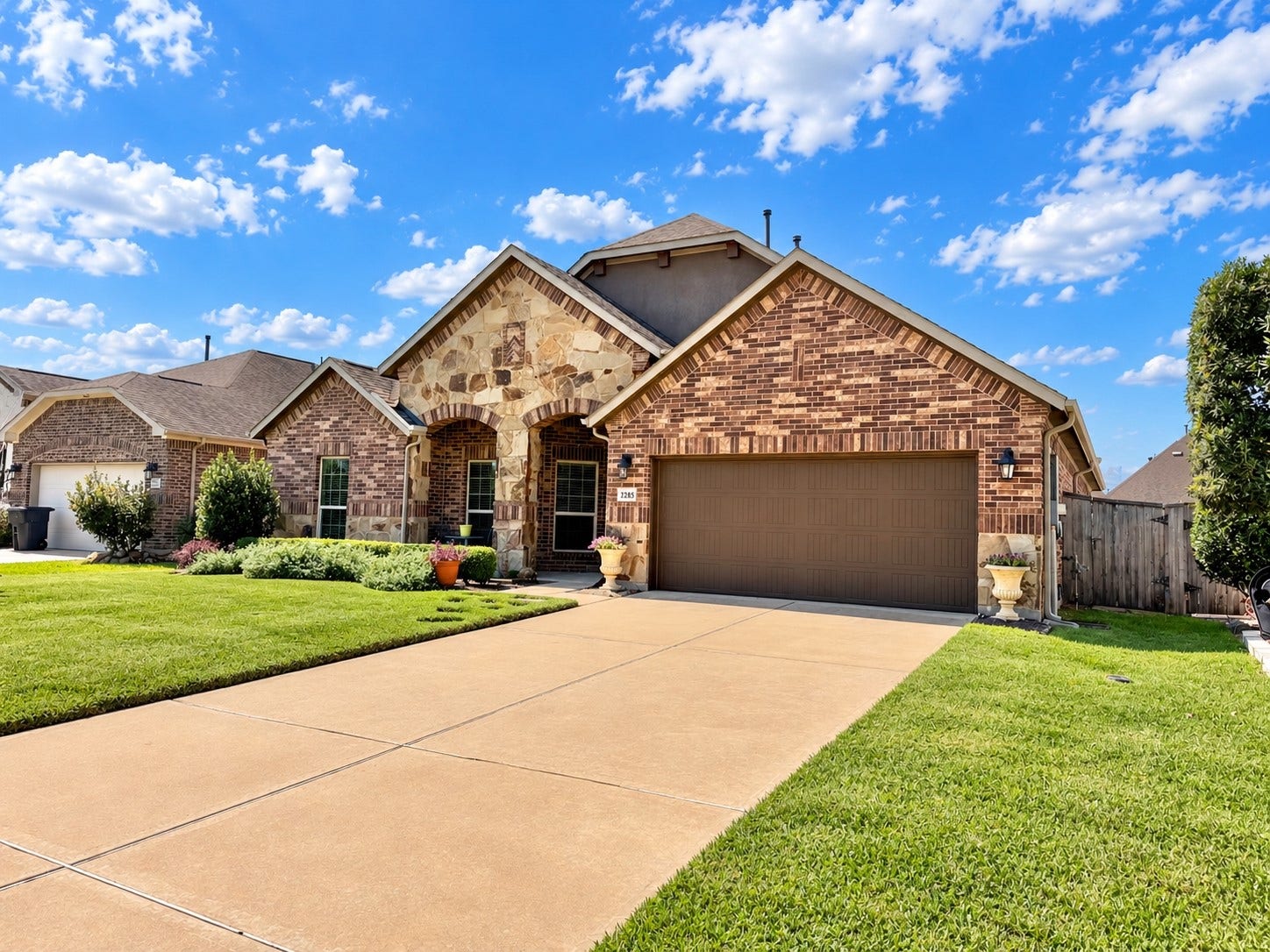 2285 Quiet Bluff Lane, League City, TX 77573 2285 Quiet Bluff Lane, League City, TX 77573