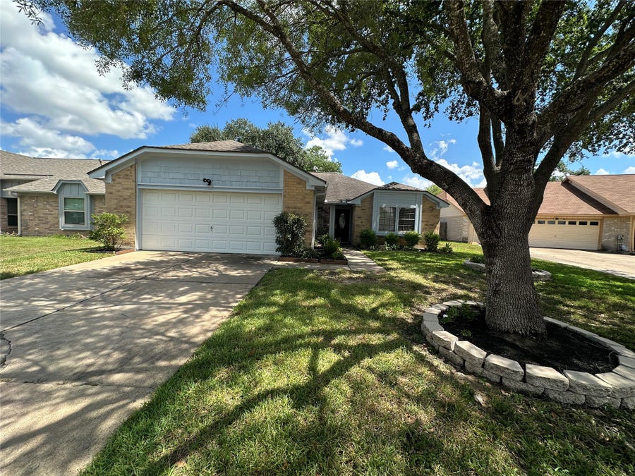 Property photo for 6610 Readsland Lane, Houston, TX