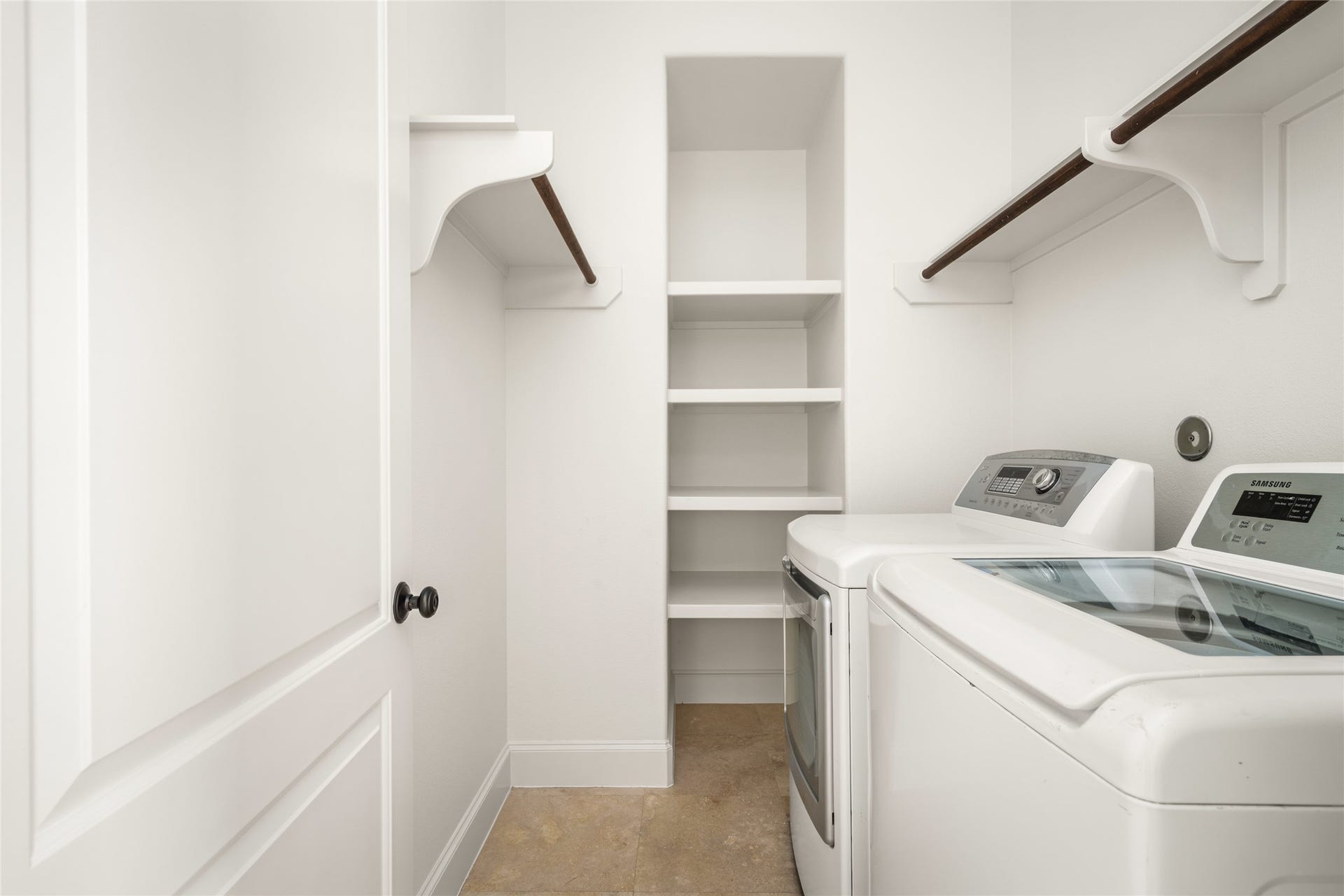 5218 Feagan Street, #D, Houston, TX 77007 Third floor- Utility room. Washer and dryer stay with the home.