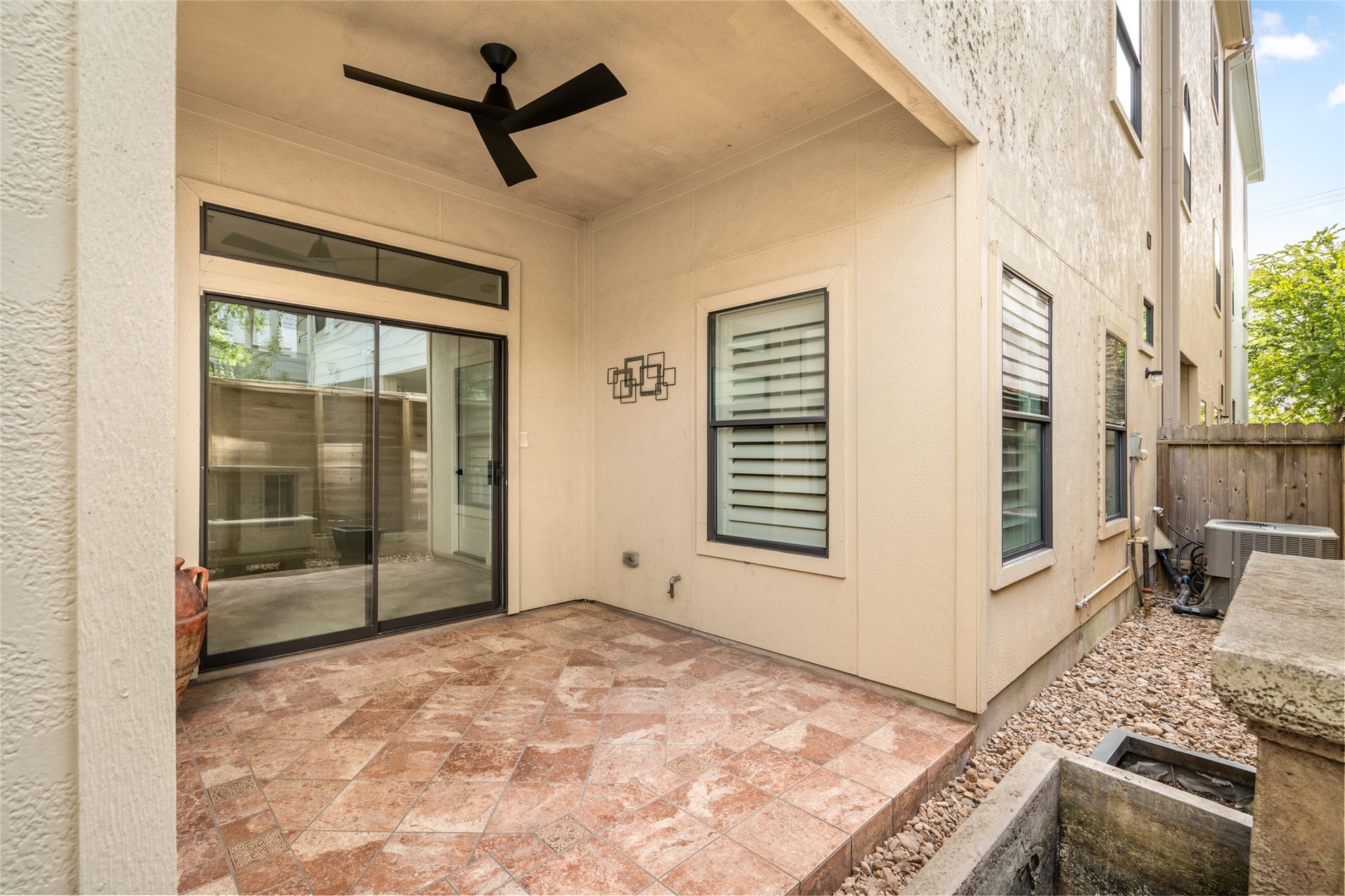 5218 Feagan Street, #D, Houston, TX 77007 The first-floor patio has a new ceiling fan.