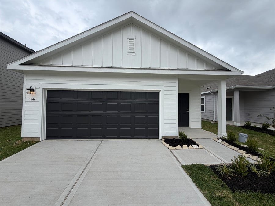 Property photo for 6044 Majestic Creek Trail, Porter, TX
