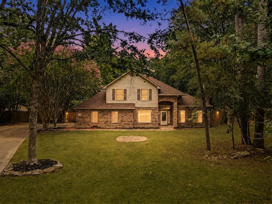 Property photo for 1018 Mesquite Drive, Magnolia, TX