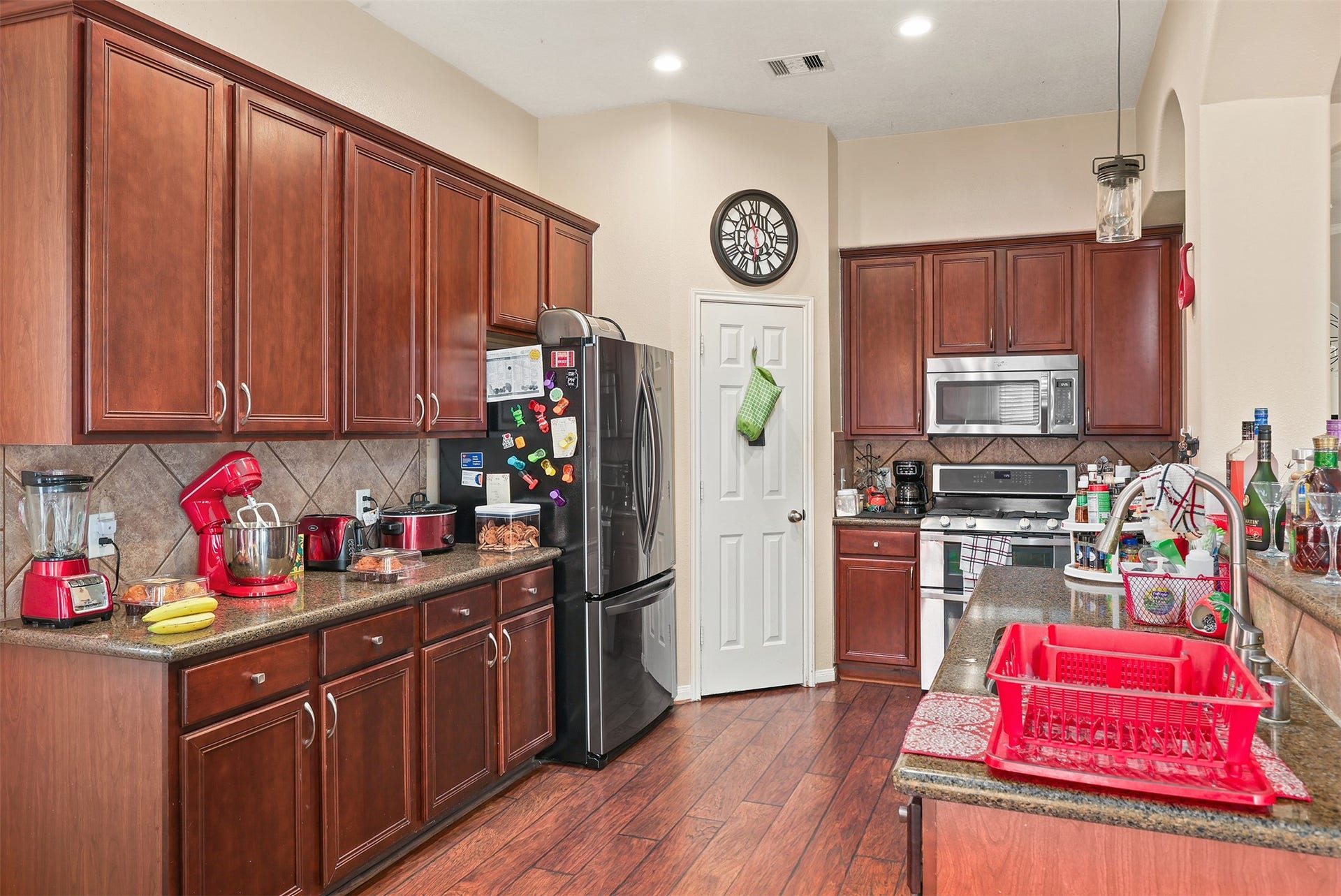 4906 Chase Stone Drive, Bacliff, TX 77518 4906 Chase Stone Drive, Bacliff, TX 77518