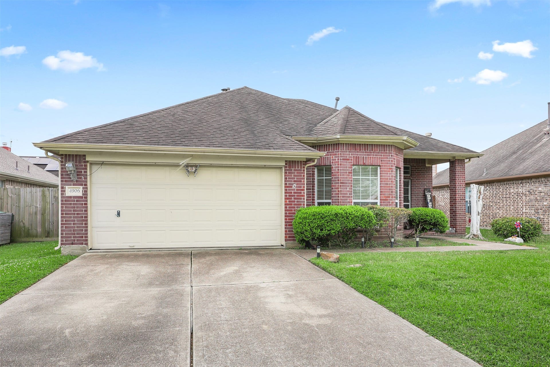 4906 Chase Stone Drive, Bacliff, TX 77518 4906 Chase Stone Drive, Bacliff, TX 77518