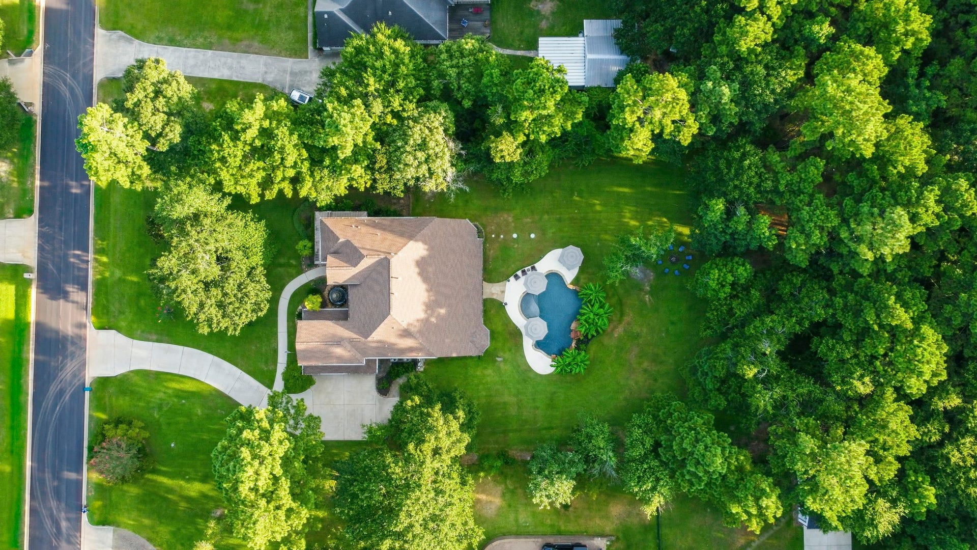 11612 Princess Ann Court, Montgomery, TX 77316 A rare combination of privacy, mature trees, and room to roam on just over an acre.