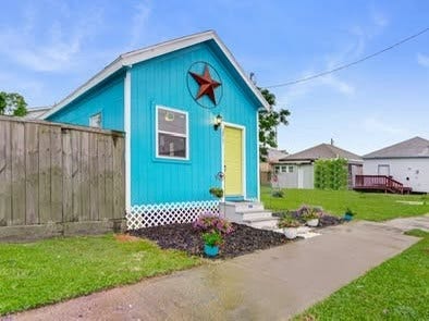3917 Winnie Street, Galveston, TX 77550 3917 Winnie Street, Galveston, TX 77550