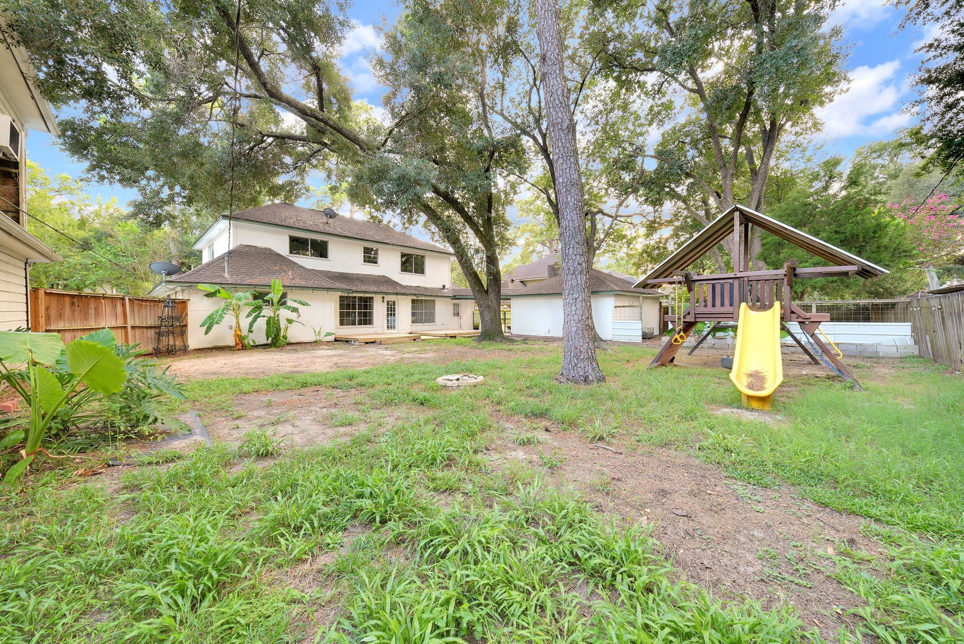 10806 Creektree Drive, Houston, TX 77070