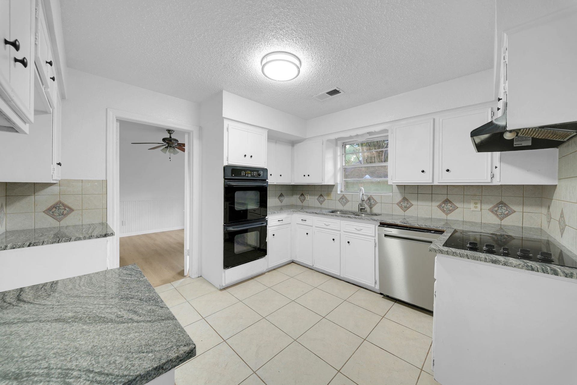 10806 Creektree Drive, Houston, TX 77070