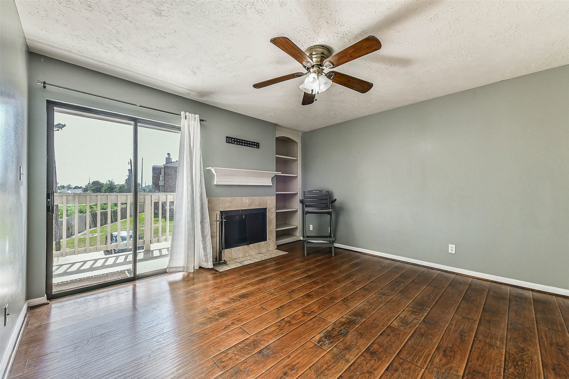 2501 Gulf Freeway, #243D, Dickinson, TX 77539 Living area