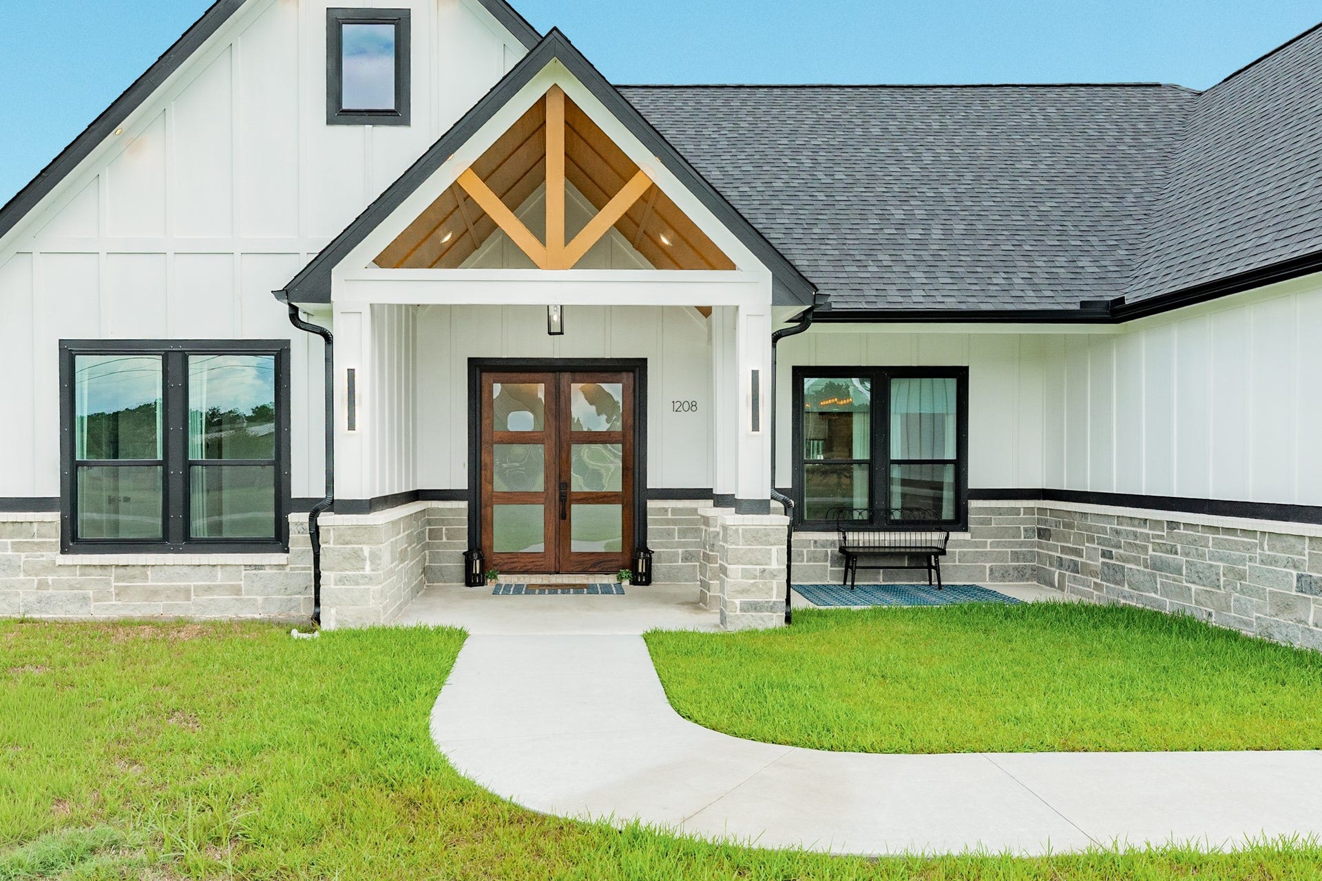 1208 Quarter Horse Trail, Angleton, TX 77515 1208 Quarter Horse Trail, Angleton, TX 77515
